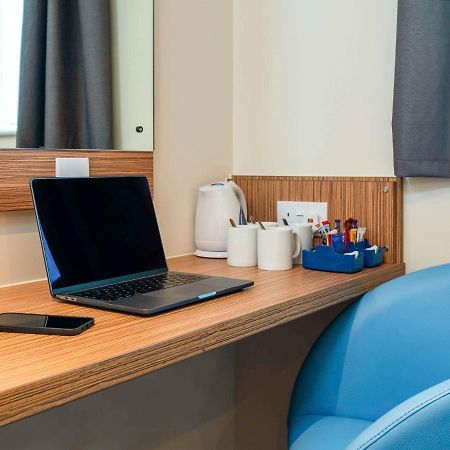 Ibis Budget London Bromley Town Centre Ngoại thất bức ảnh